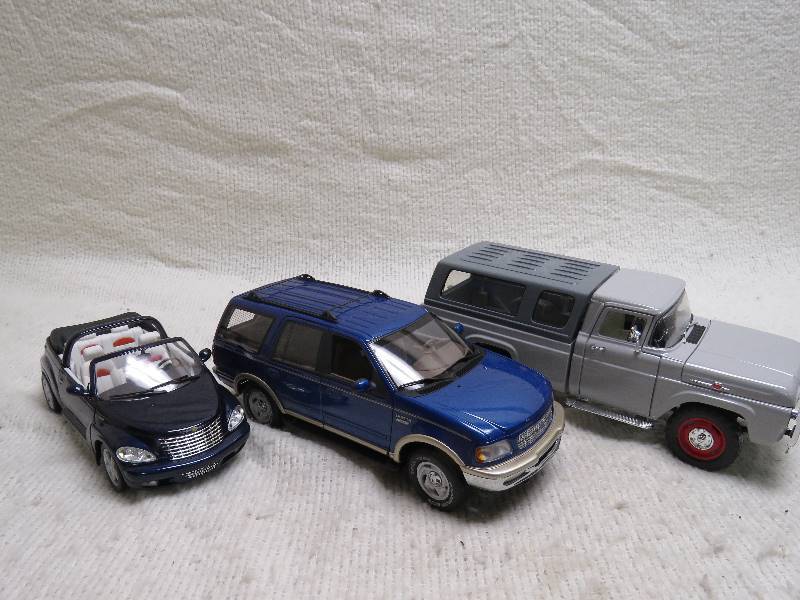 lot 501 image: Collectible cars