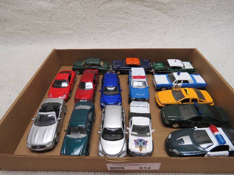 lot 612 image: Collectible cars