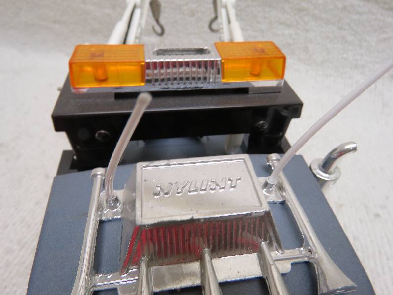 lot 650 image: Vintage Tow Truck