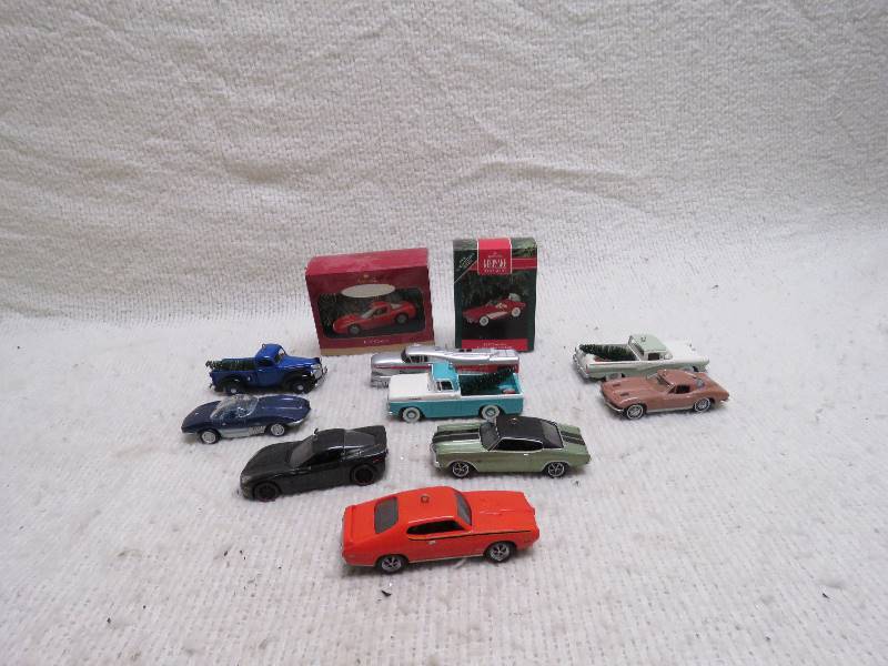 lot 657 image: Collectible Car Ornaments