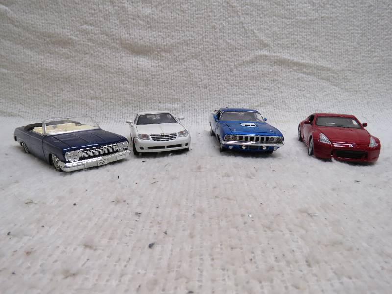 lot 666 image: Collectible cars