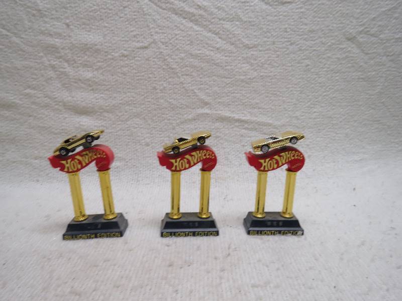 lot 714 image: HotWheels Collectible