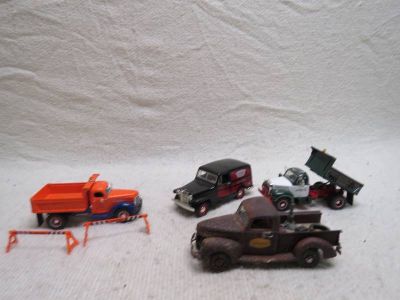 lot 718 image: Vintage cars