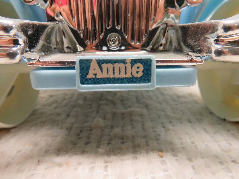 lot 786 image: Annie Car