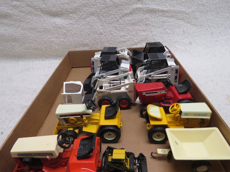 lot 799 image: Collectible tractors and more