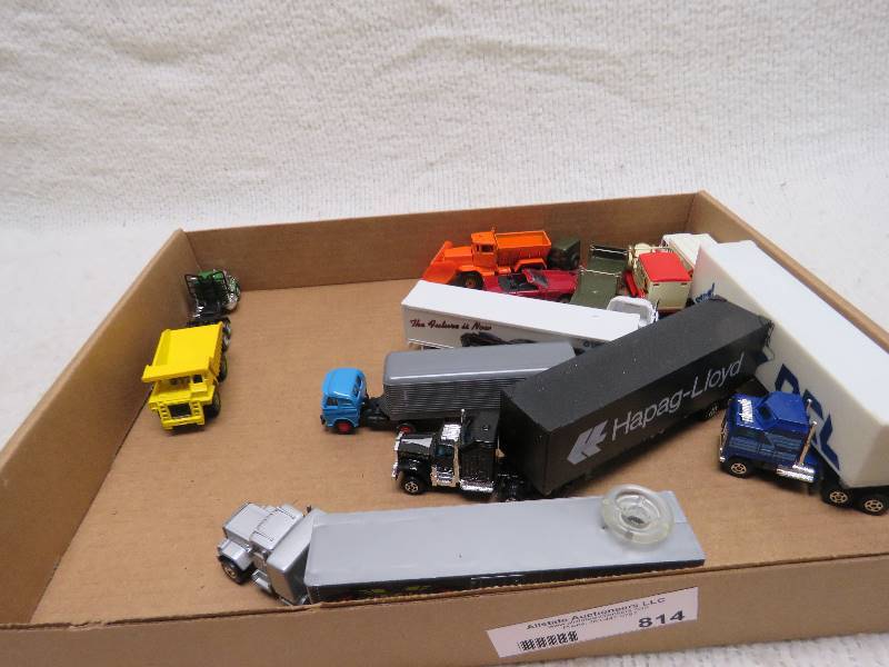 lot 814 image: Collectible Trucks and Trailers