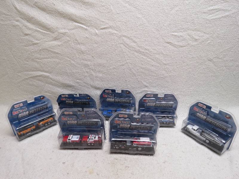 lot 830 image: Elite Transport Collectibles