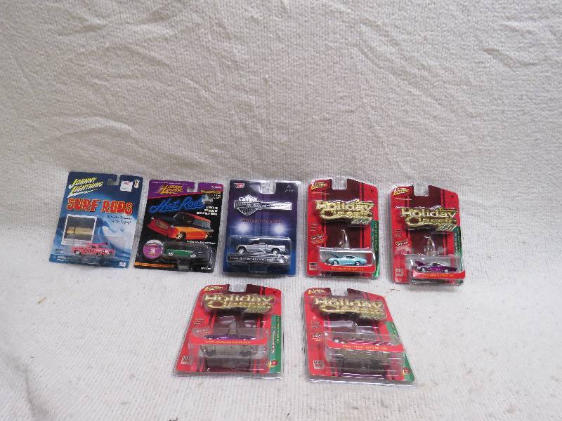 lot 831 image: Collectible cars