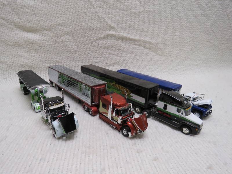 lot 201 image: Collectible Trucks and Trailers