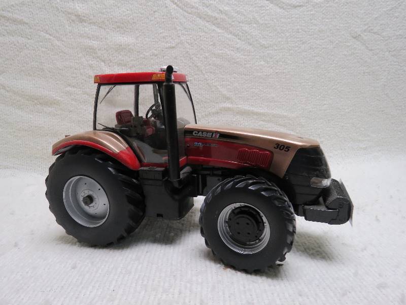 lot 210 image: Case Tractor