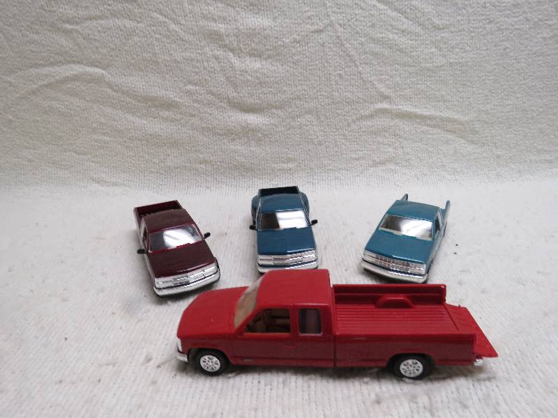 lot 278 image: Collectible Pickups