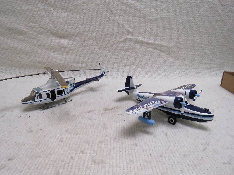 lot 314 image: Airplane and Helocopter