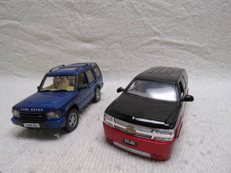 lot 315 image: Collectible cars