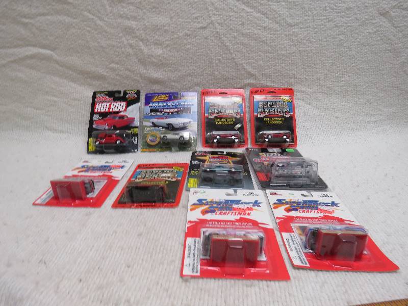 lot 346 image: Collectible cars