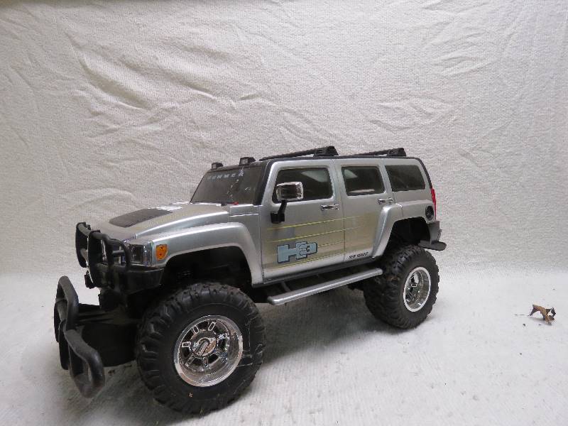 lot 366 image: H3 collectible