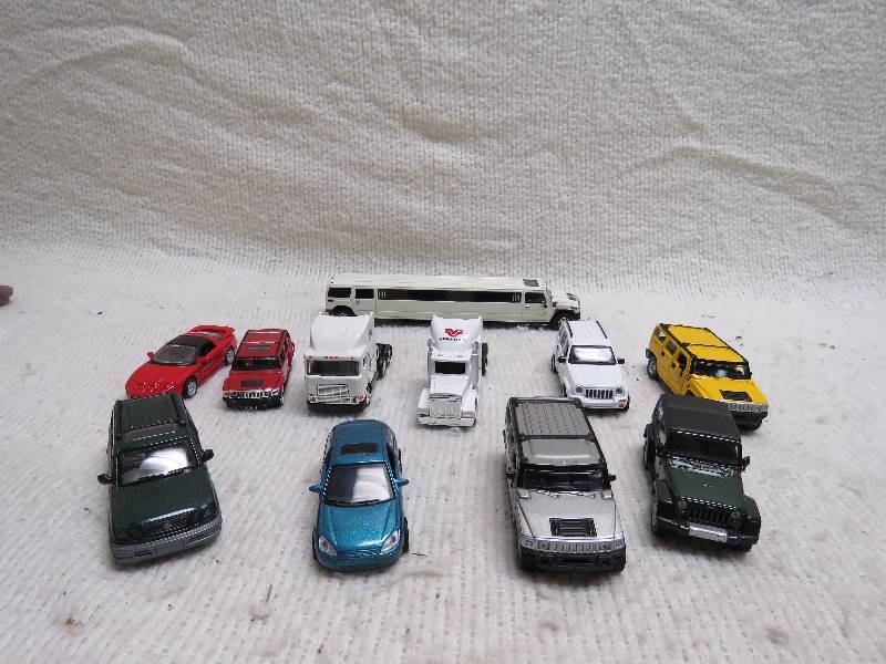 lot 373 image: Collectible cars