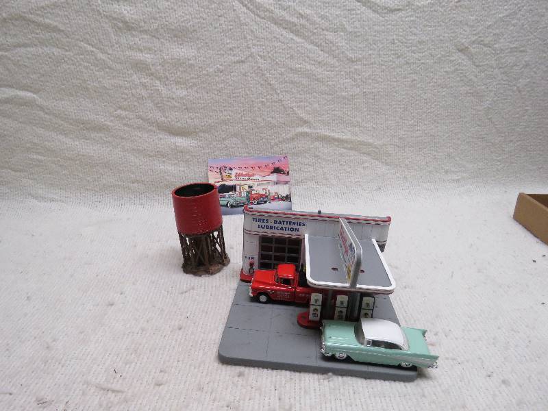 lot 377 image: Vintage Service Station