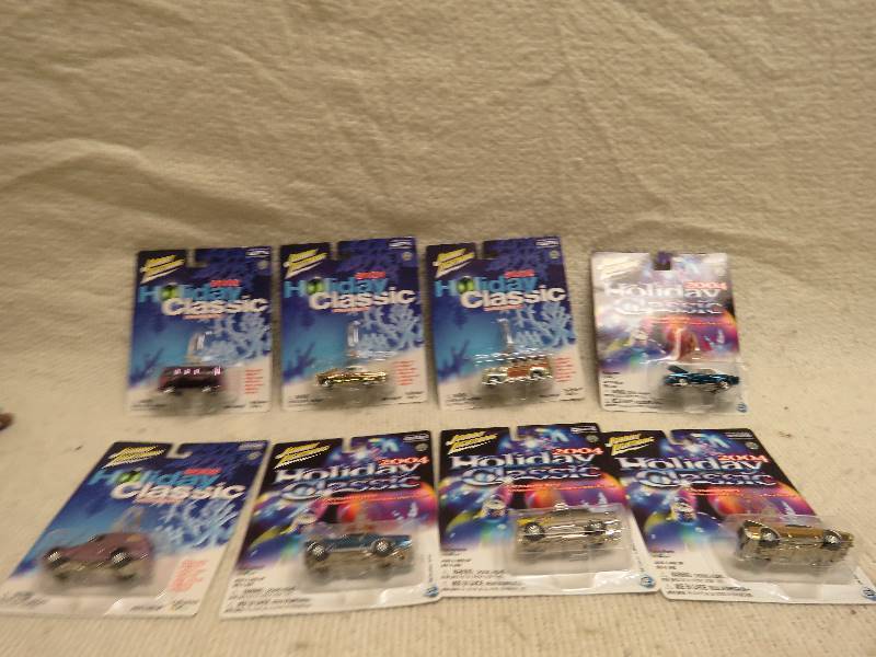 lot 383 image: Johnny Lightning Cars-New in Packages