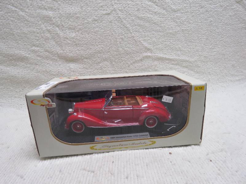 lot 394 image: Vintage Car