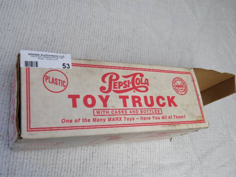 lot 53 image: Vintage Pepsi Truck