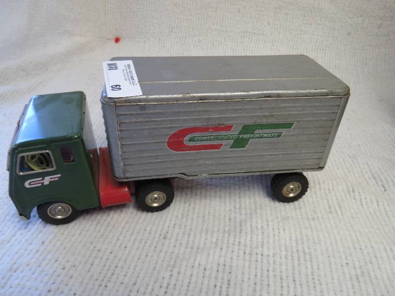 lot 60 image: Vintage Metal Truck