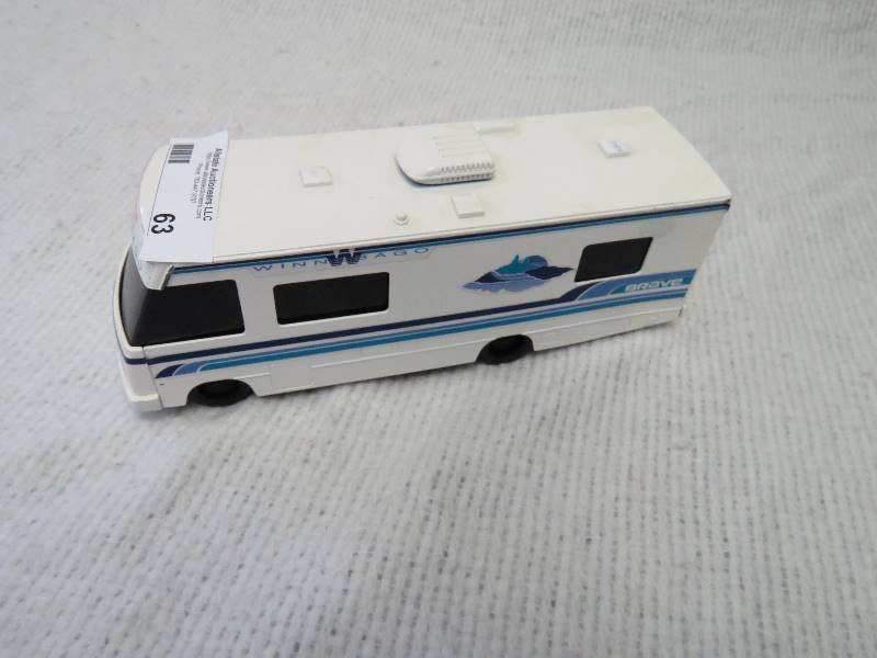lot 63 image: Vintage Winnebago