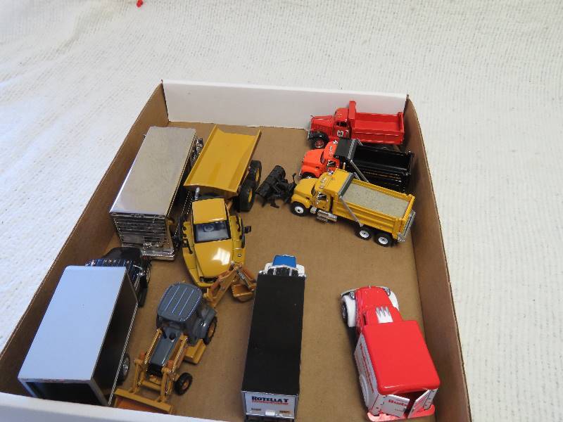 lot 69 image: Toy trucks