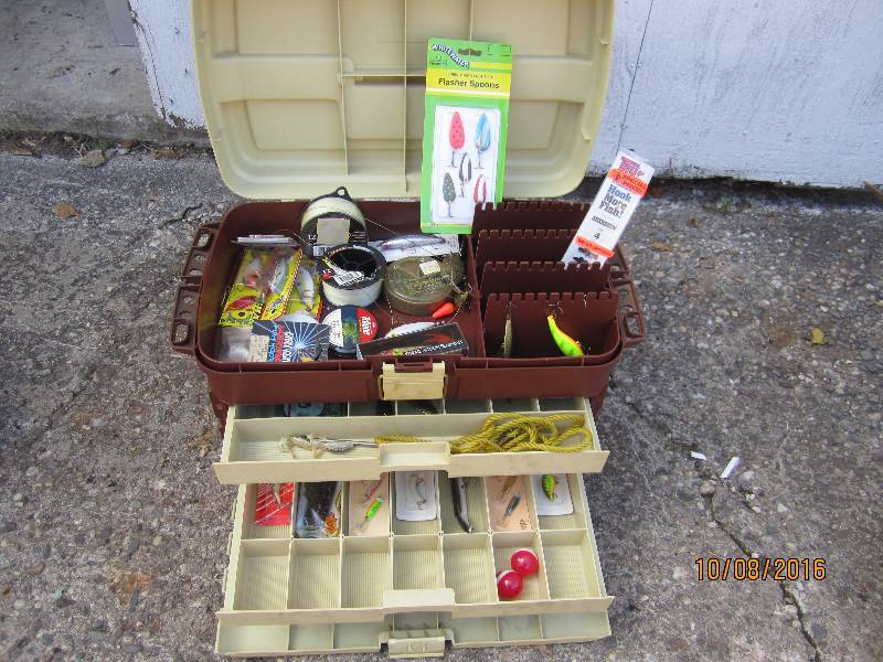 Very clean tackle box with tackle...