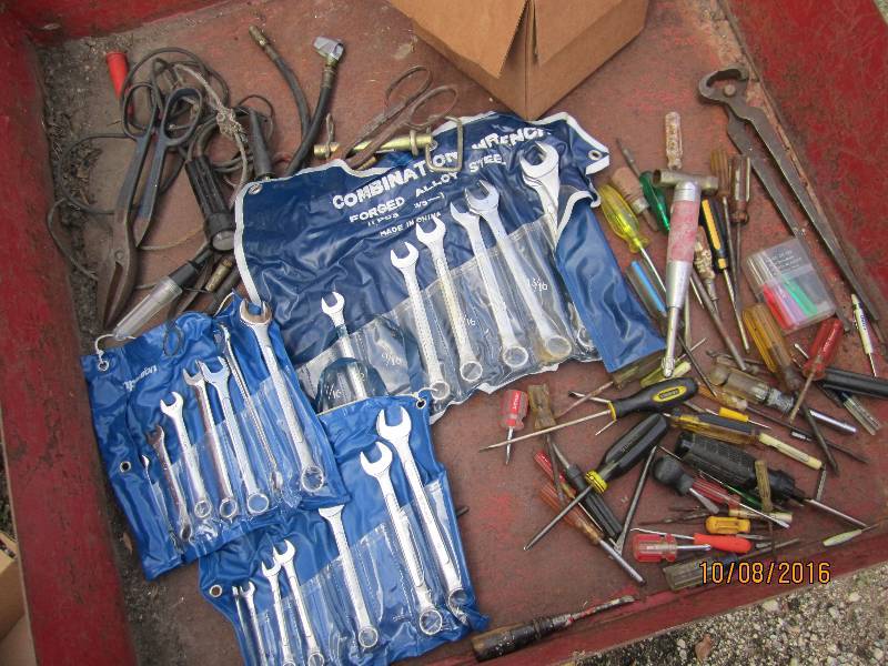 Lot of screwdrivers and wrenches...