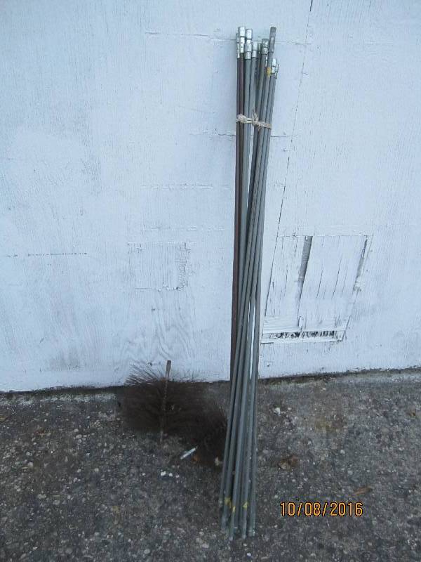 Extendable  wire brush...