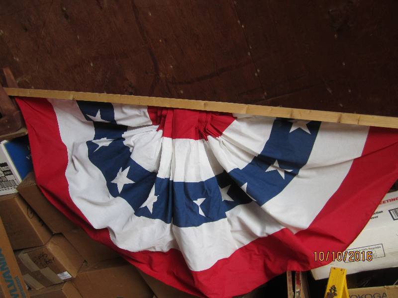 6 foot patriotic hanger...
