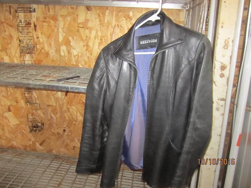 Kenneth Cole reaction size L leathe...