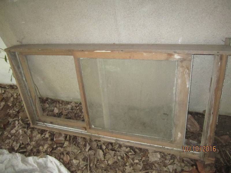 Vintage wood frame windo great for ...