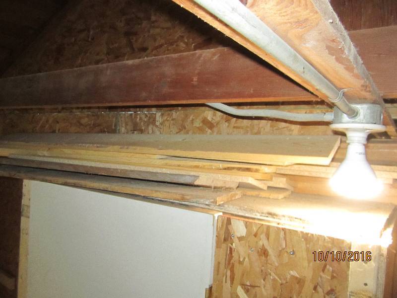 Lot of wood 1 boards and light fin...