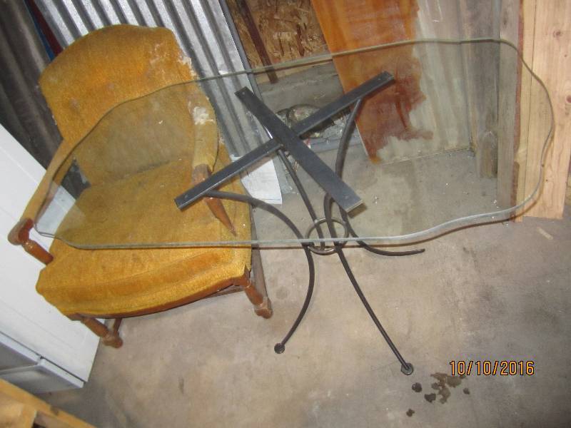 Vintage chair to re upholster and m...