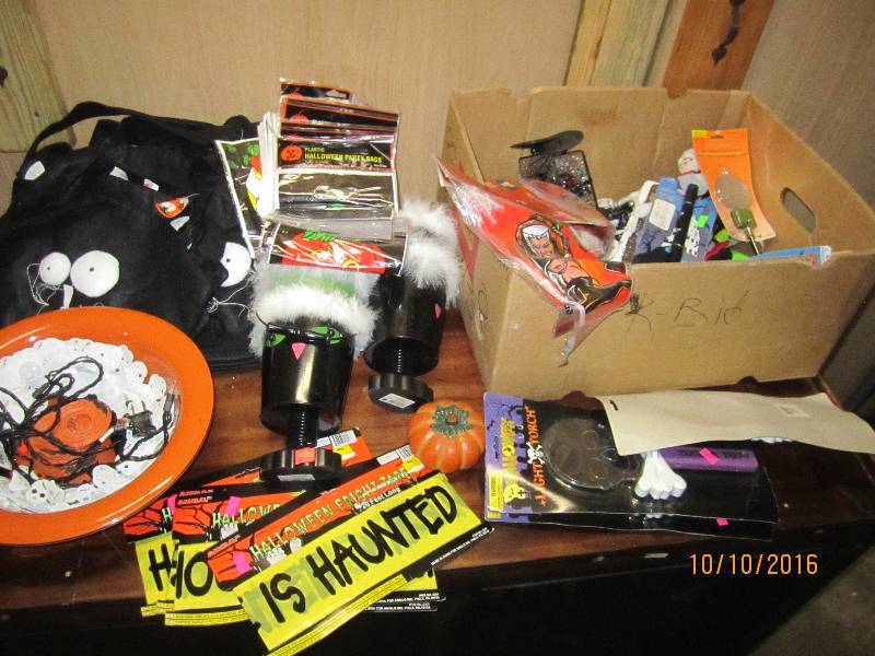 Huge value lot, box FILLED with all new Halloween items