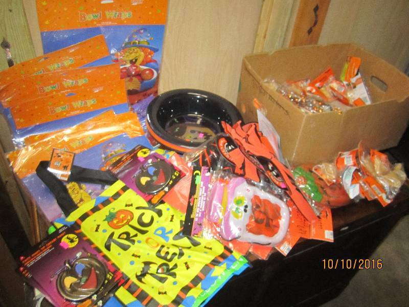 Huge value lot, box FILLED with all new Halloween items