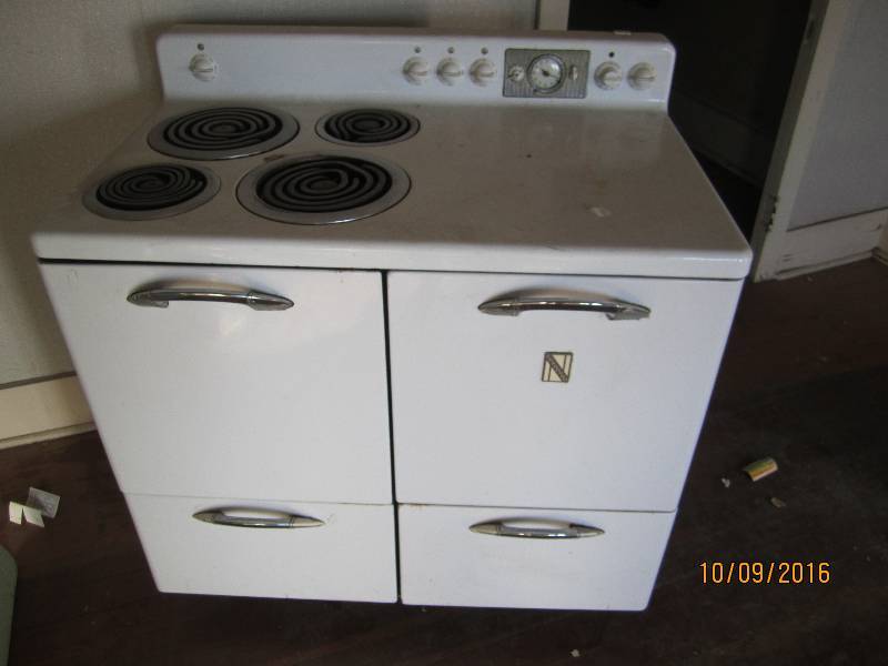 Antique Coronado oven and stove, bu...
