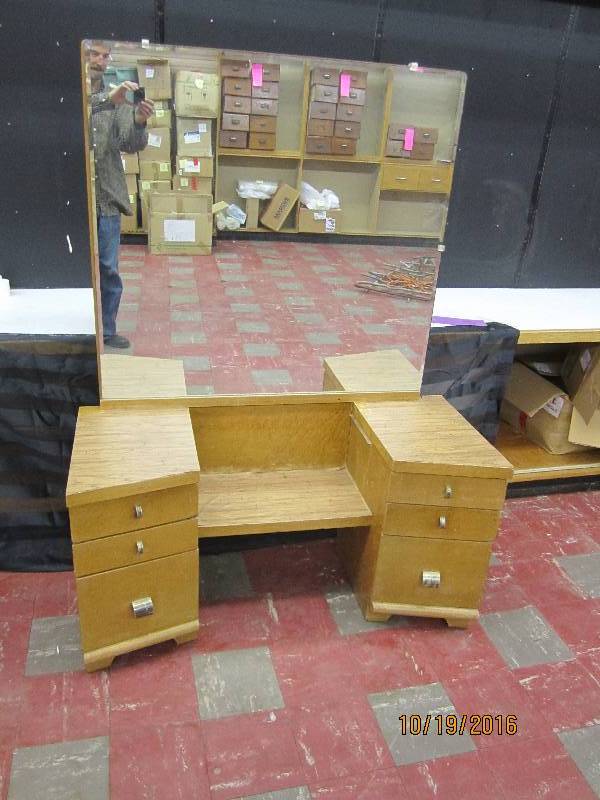 Vintage dresser, 46 wide  24 tall...