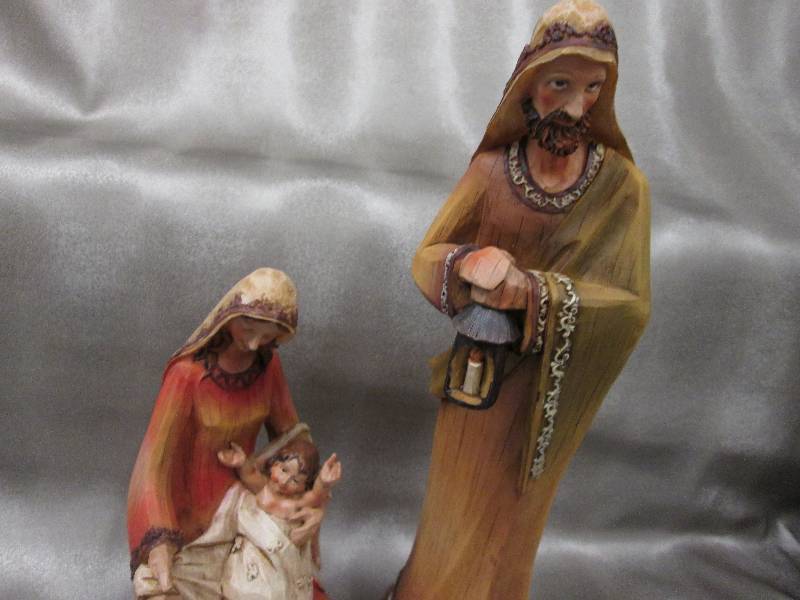 Resin Holy Family 2  pc - 12 inch...