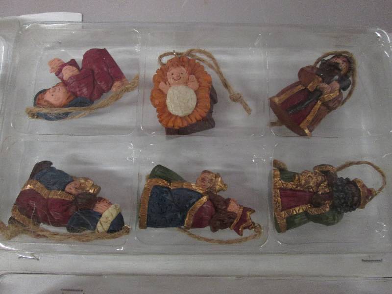 Lot of 4 6pc Nativity 2 inch Ornam...