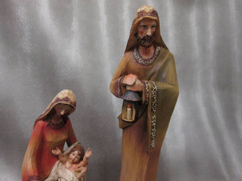 Resin Holy Family 2  pc - 12 inch...