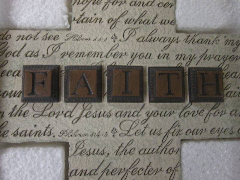 Inspirational Resin Wall  Faith Cro...