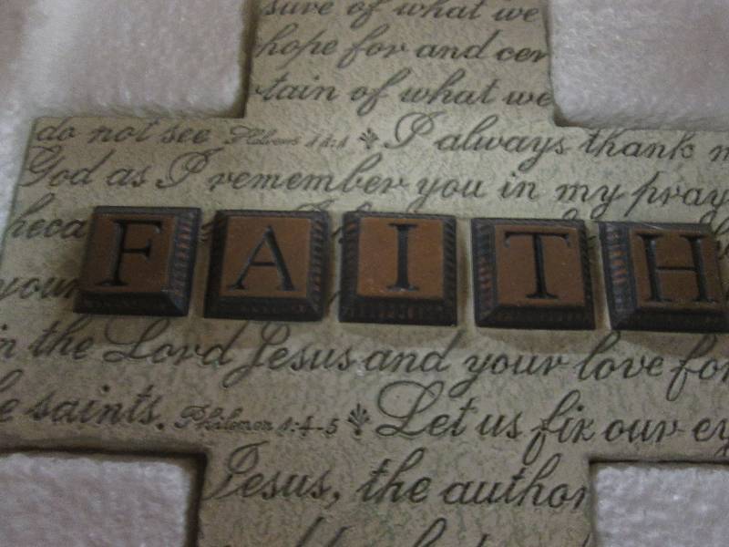 Lot of 6  Inspirational Resin Wall...