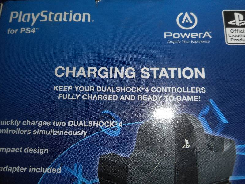 PS4 CHARGING STATION