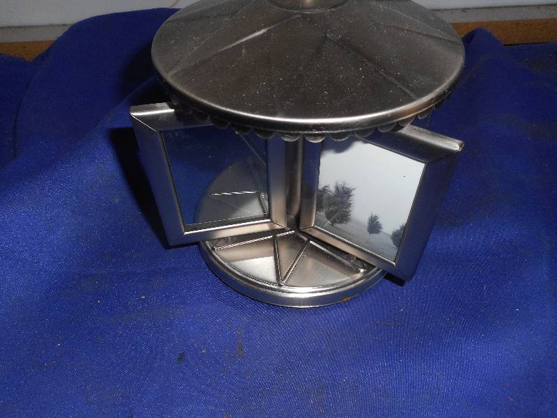 SPINNING METAL PICTURE  FRAME