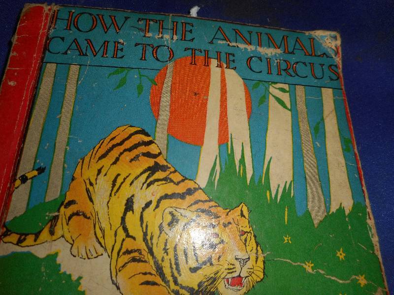 ANTIQUE 1933 CIRCUS BOOK
