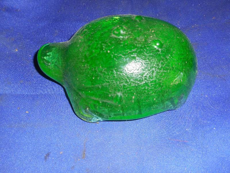 GREEN GLASS TURTLE PAPER WEIGHT