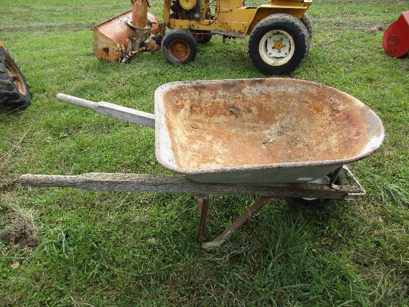 Wheel barrow