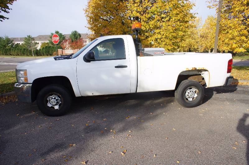 2007 CHEVY SILVERADO PICKUP - 6.0 LITER VORTEC - WEATHER GUARD TOOL STORAGE (# 1354)